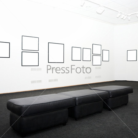 walls in museum with empty frames