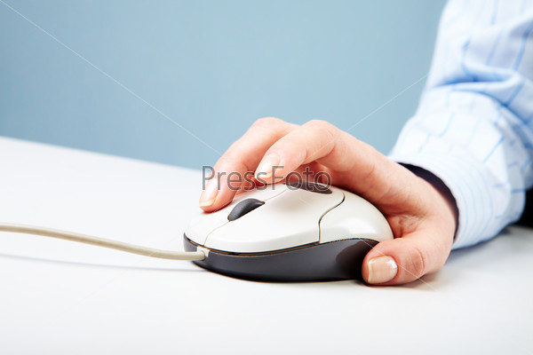 Hand on mouse