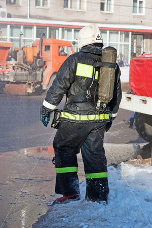 Burning fire smoke firefighter emergency service