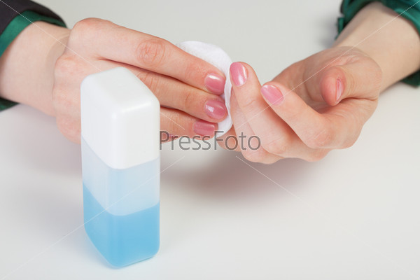 Procedure of care by nails - nail polish removal