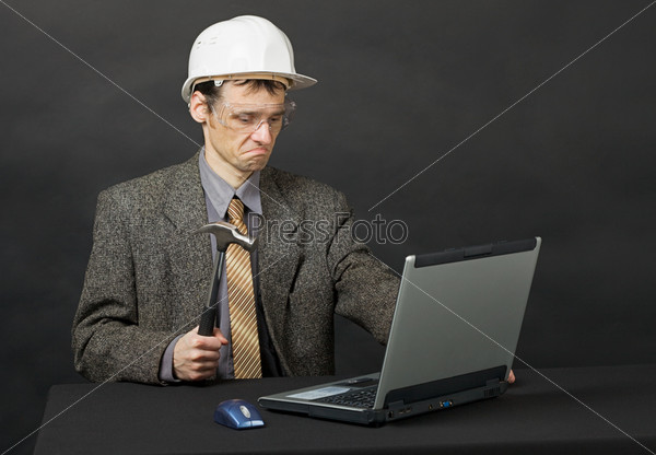 Man intends independently to repair computer