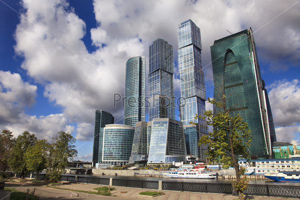 MOSCOW, RUSSIA - SEP 05: Skyscrapers of the MIBC on 05 Sept, 2010 in Moscow.The total cost of the project is estimated at $12 billion.MIBC is the 100 hectare development area 7 km to the west of downtown Moscow.