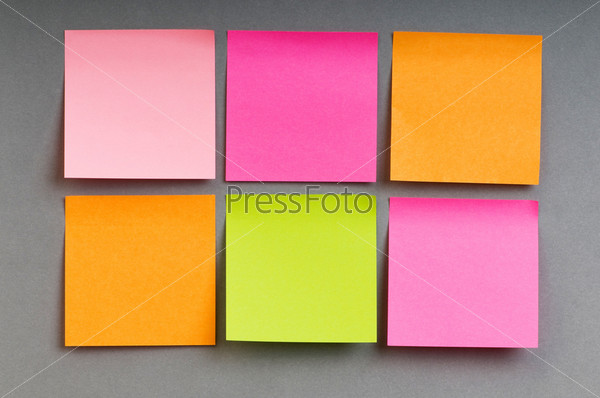Reminder notes on the bright colorful paper