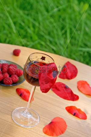 raspberry aromatic fortified red wine advantageous for health