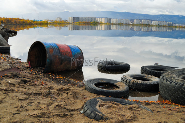 Contamination of lake. An environmental problem