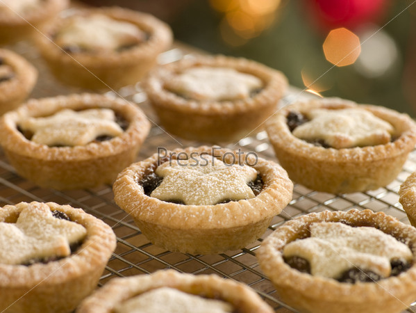 Mince Pies on a Cooling rack
