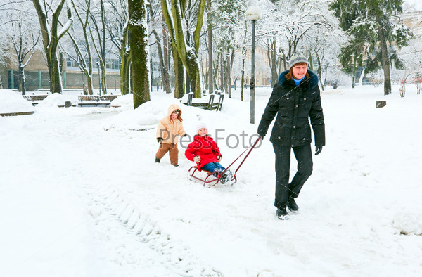 Family In Winter Park