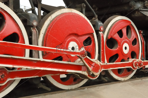 Big old locomotive wheels