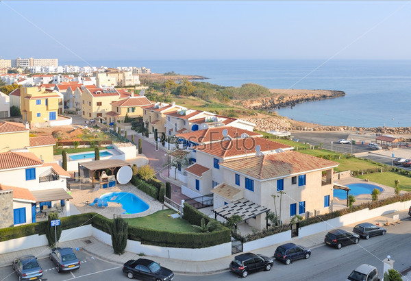 Apartments and cottage for rent on Cyprus coast