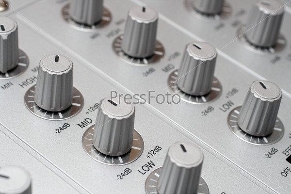 controls of dj music mixer