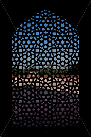 Marble carved screen window at Humayun\'s Tomb, Delhi, India