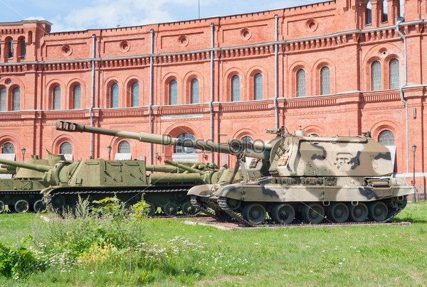 Msta-S self-propelled artillery unit