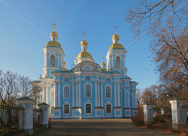 The St. Nicholas Naval Cathedral in Saint Petersburg.