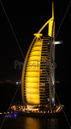 DUBAI, UNITED ARAB EMIRATES - APRIL 11: A general view of the world\'s first seven stars luxury hotel Burj Al Arab \