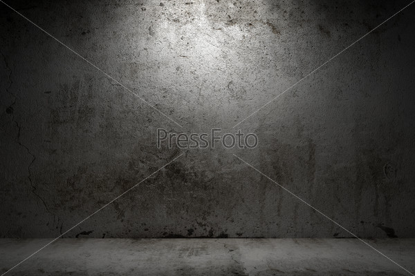 Empty room with grunge concrete wall
