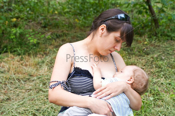 My mother is breastfeeding