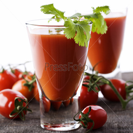 Свежий томатный сок или Кровавая Мэри