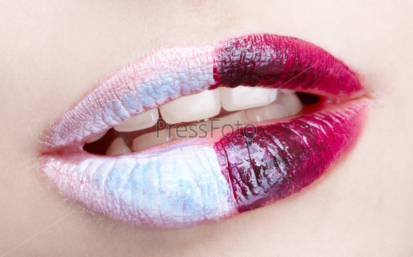 close up of girl\'s lips zone bodyart