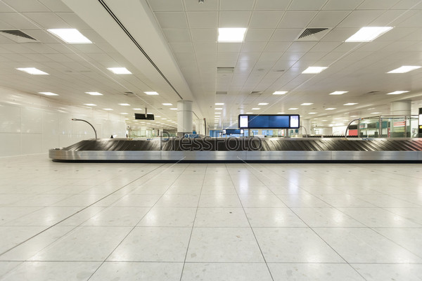 airport interior at baggage claim