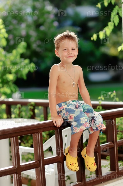 Жаркое лето - Stock Image - Everypixel