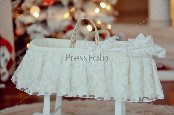 cot under the tree