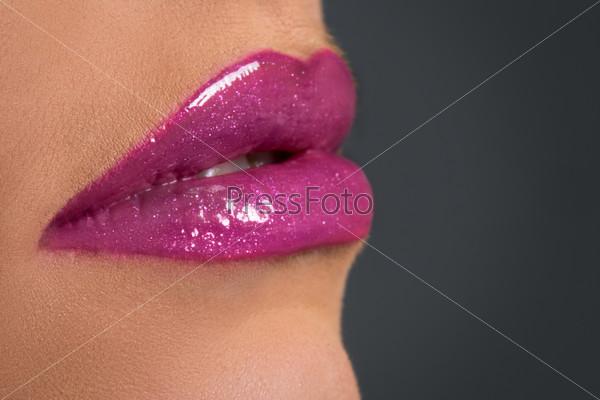 Face, mouth. Pink lipstick
