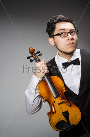 Funny violin player