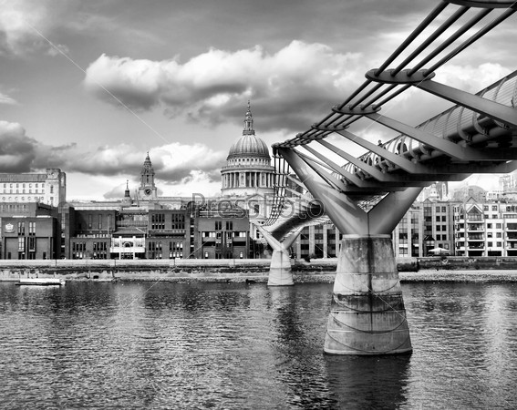 St Paul Cathedral in London, United Kingdom (UK) - high dynamic range HDR - black and white
