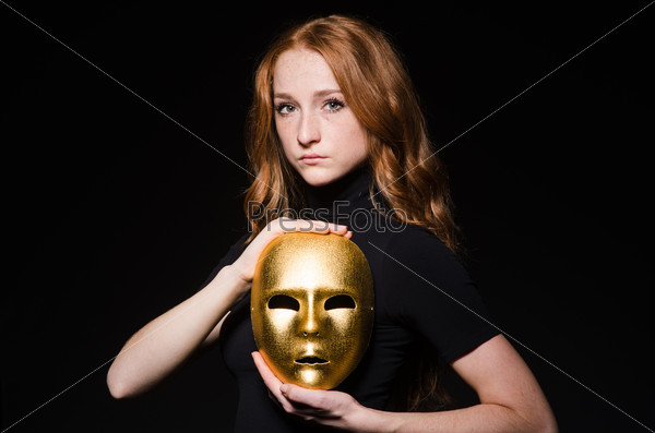 Redhead woman iwith mask