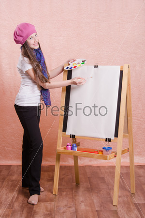 Girl preparing to paint a new masterpiece