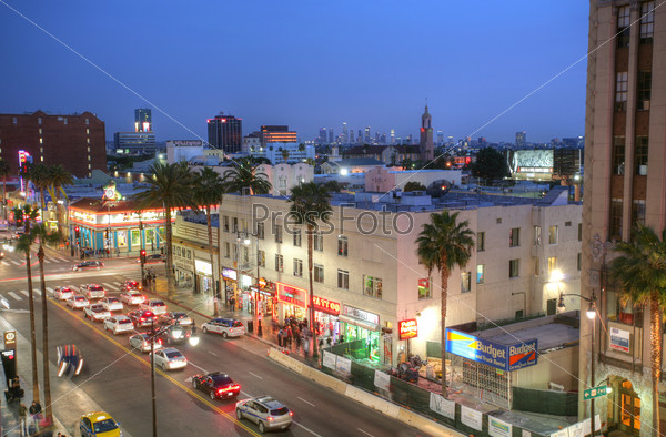LOS ANGELES - FEB 9, 2014: View of Hollywood Boulevard in sunset