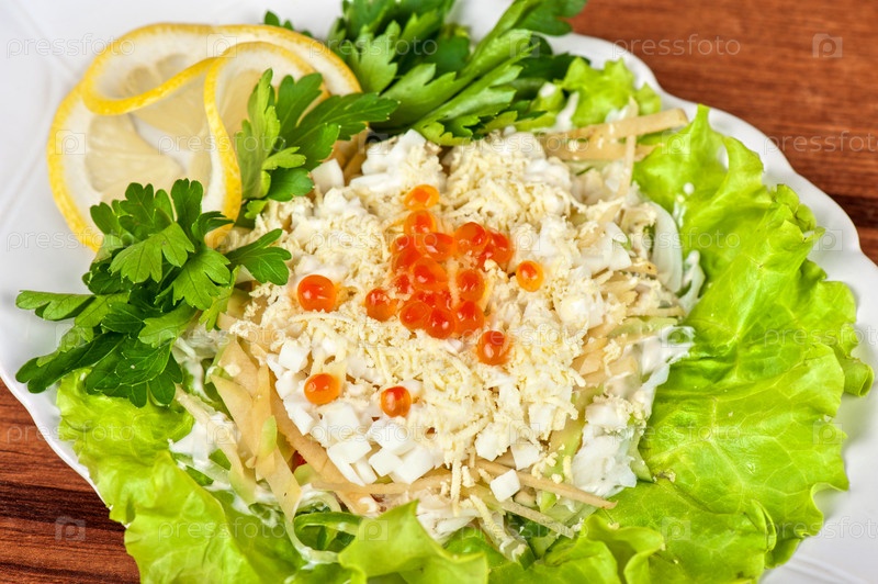 Салат с яблоками сыром и яйцами Салат с яблоками сыром и яйцами