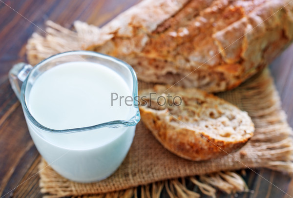 Хлеб с молоком