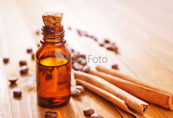 Aroma oil with cinnamon