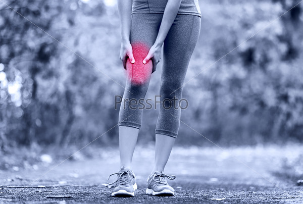 Muscle sports injury of female runner thigh