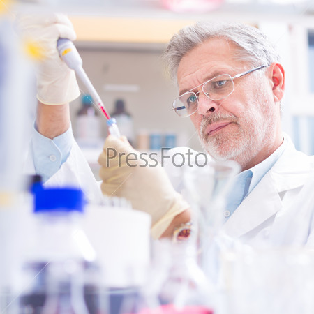 Stock Photo: Life scientist researching in the laboratory.