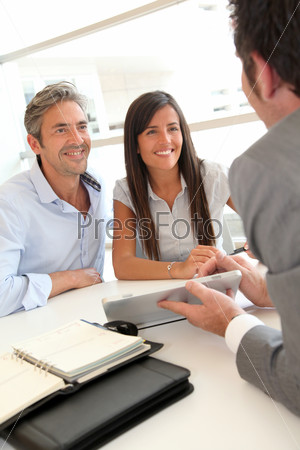 Stock Photo: electronic tablet, real-estate-agent, business