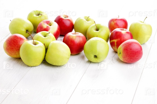 lots of green and red apples - fruits and vegetables