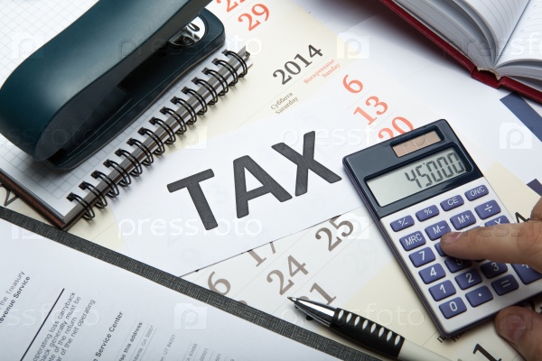 Заполнение налоговой декларации на рабочем столе