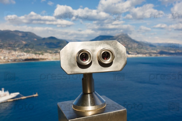 Binoculars for tourists in Alanya