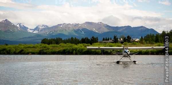 Single Prop Airplane Pontoon Plane Water Landing Alaska Last