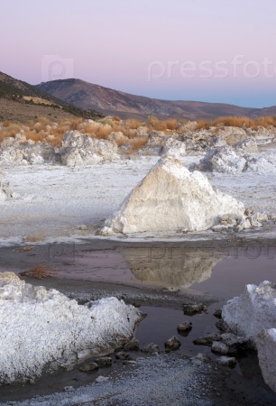 Rock Salt Tufa Formations Sunset Mono Lake California Nature Outdoors