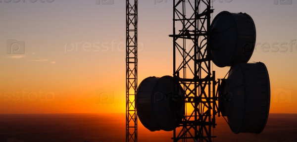 Cellular Radio Wave Communication Towers Evening Sunset Horizon