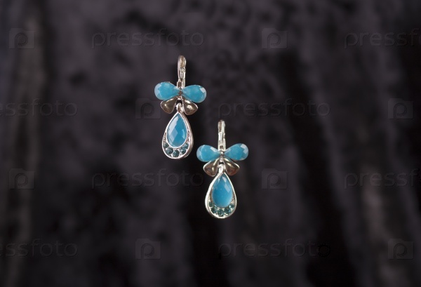 emerald blue earrings
