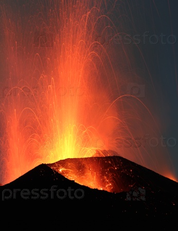 Volcano Stromboli erupting night eruption Italy eolian islands