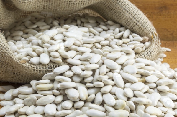 Natural white beans in a bag