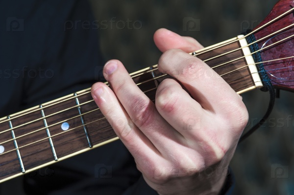 Руки гитариста