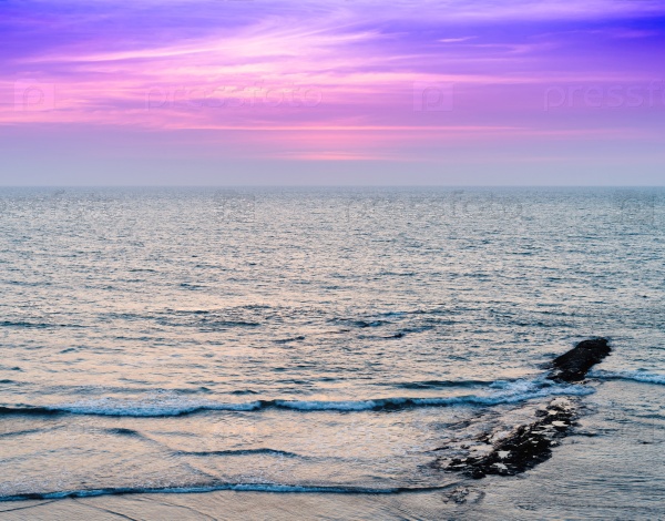 Horizontal vivid Indian ocean horizon landscape background backdrop