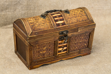 Similar image 100008