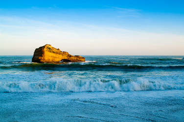 Similar image 101058